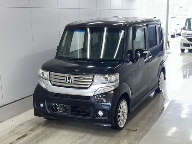 321 HONDA N BOX JF1 2015 г. (KCAA Yamaguchi)